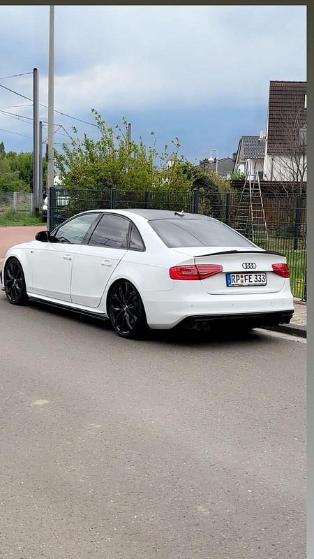Weiß Gebraucht 2012 Audi S4 Limousine | 14.500 € (Superpreis) - Bild 1/4