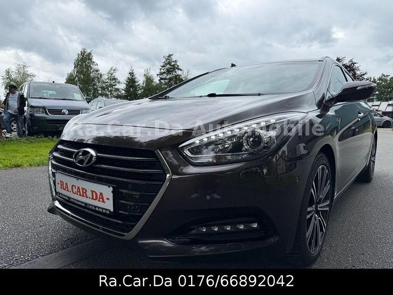 Braun Gebraucht 2017 Hyundai i40 Premium Kombi | 8.900 € (Fairer Preis) - Bild 1/4