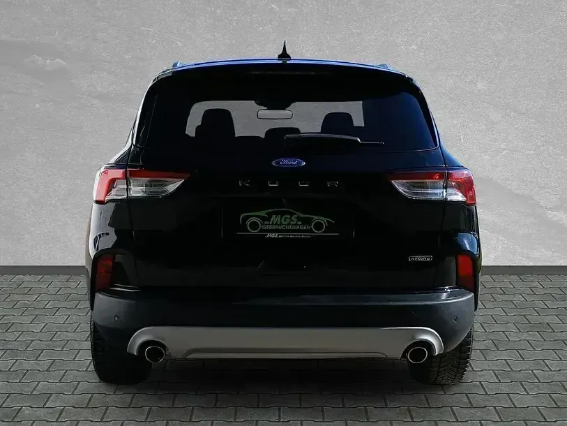 Gebraucht Ford Kuga Titanium 152 PS (111 kW) 2022 Obsidianschwarz metallic SUV