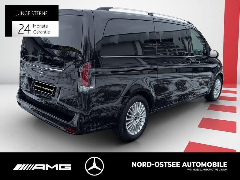 Gebraucht Mercedes V220 Style 163 PS (119 kW) 2025 Obsidianschwarz metallic Van / Kleinbus