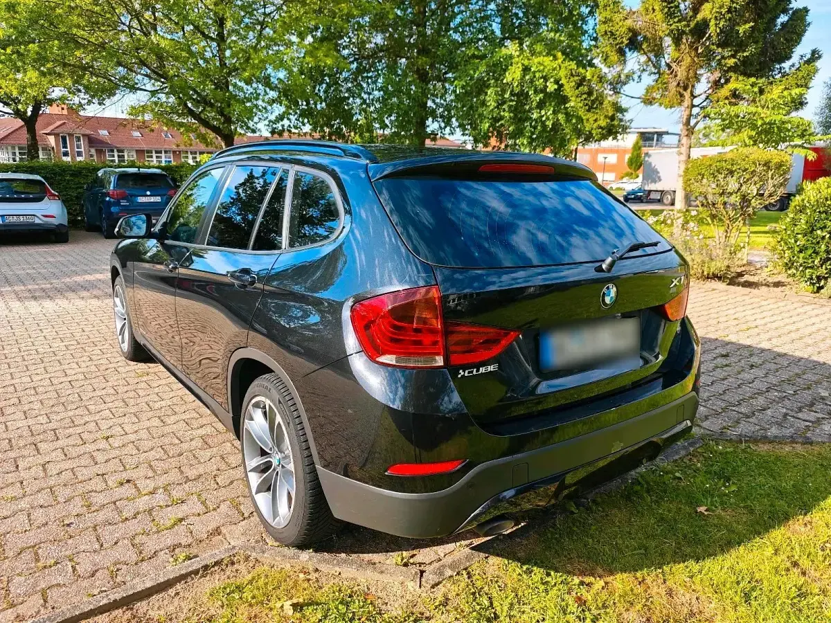 Gebraucht BMW X1 143 PS (105 kW) 2013 Schwarz SUV