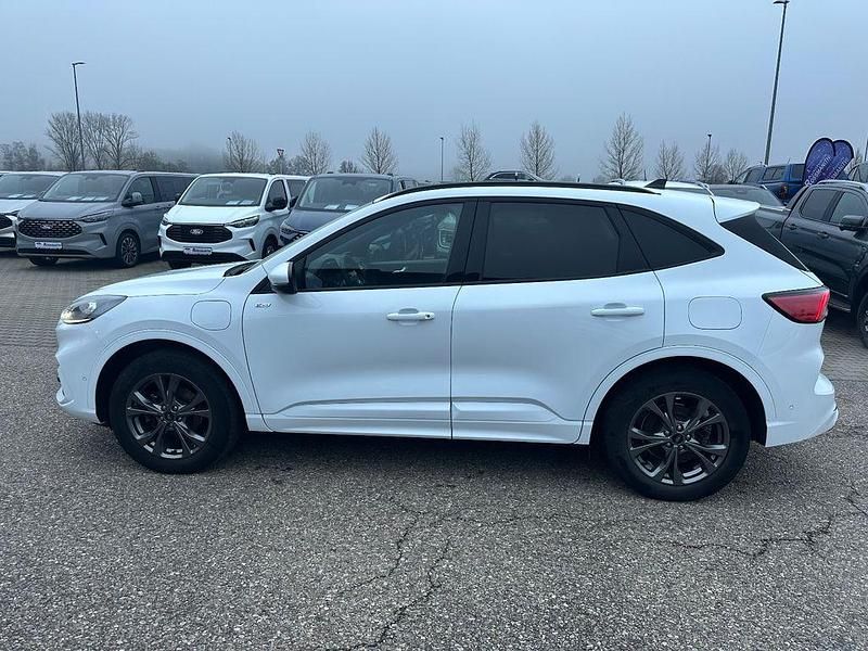 Gebraucht Ford Kuga ST-Line X 224 PS (164 kW) 2022 Frostweiß SUV