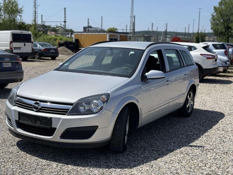 Grau Gebraucht 2005 Opel Astra Limousine | 1.000 € (Fairer Preis) - Bild 1/4