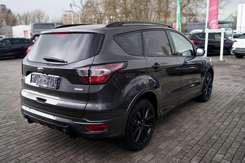 Gebraucht Ford Kuga ST-Line 182 PS (133 kW) 2018 Grau SUV