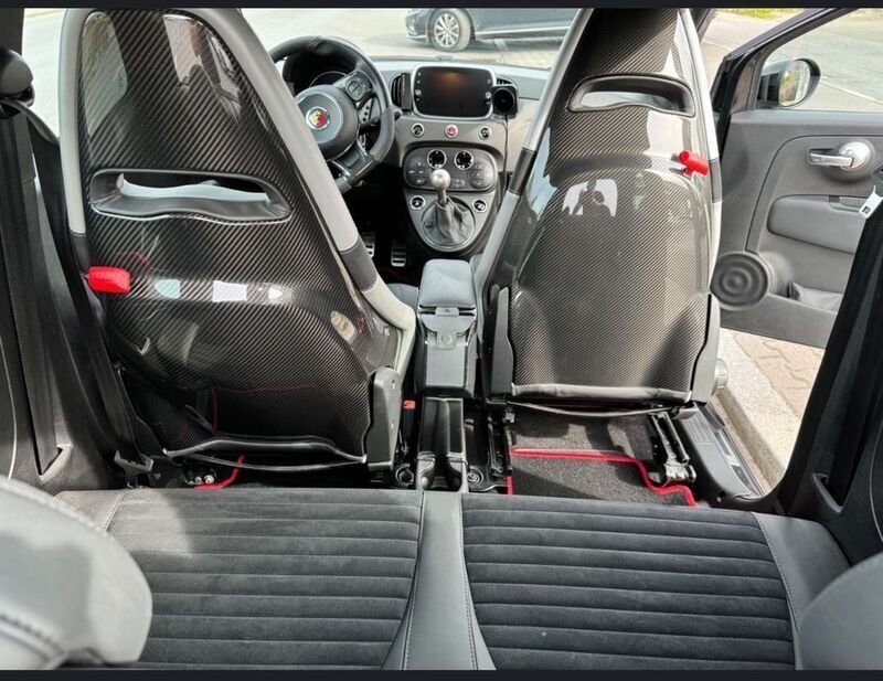 Schwarz Gebraucht 2017 Abarth 595 Competizione Kleinwagen | 19.000 € (Fairer Preis) - Bild 1/4