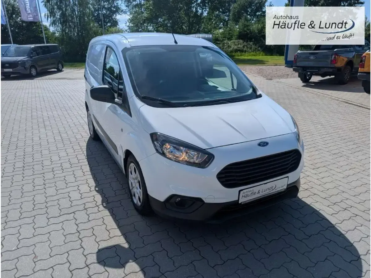 Gebraucht Ford Transit Trend 75 PS (55 kW) 2023 Frostweiß Van / Kleinbus