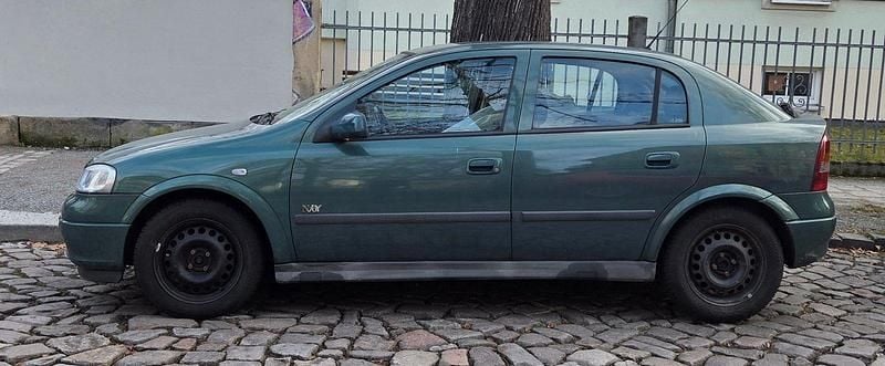 Gebraucht Opel Astra Comfort 85 PS (62 kW) 2003 Grün Limousine
