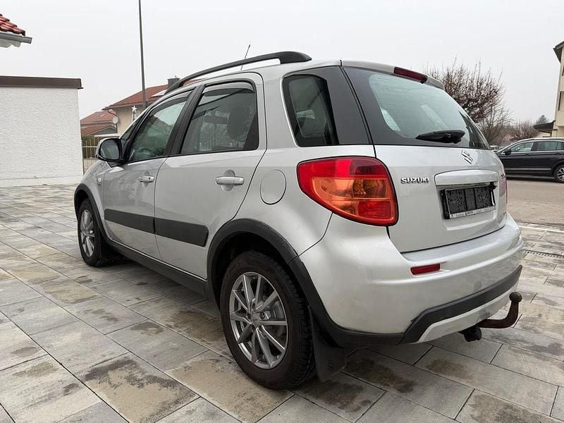 Gebraucht Suzuki SX4 Comfort 135 PS (99 kW) 2010 Grau Limousine