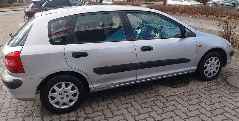 Gebraucht Honda Civic 90 PS (66 kW) 2002 Silber Limousine