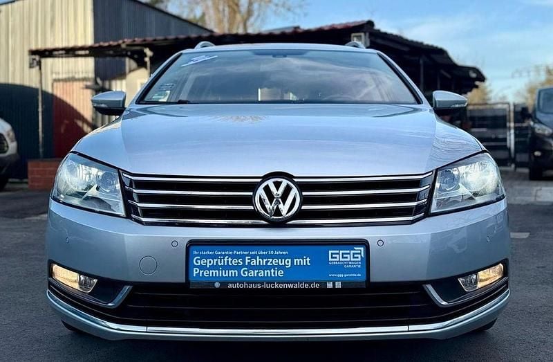 Gebraucht VW Passat 140 PS (102 kW) 2015 Silber Kombi