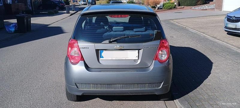 Gebraucht Chevrolet Aveo 101 PS (74 kW) 2009 Grau Kleinwagen