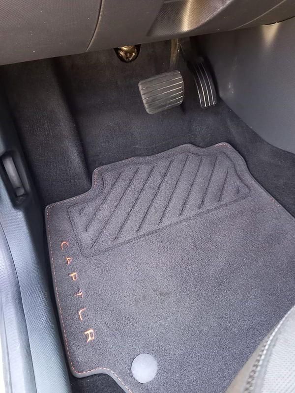 Gebraucht Renault Captur Intens 90 PS (66 kW) 2015 Beige SUV