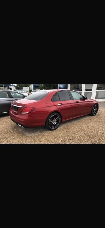 Usata Mercedes E350 AMG line 258 CV (189 kW) 2018 Rosso Berlina