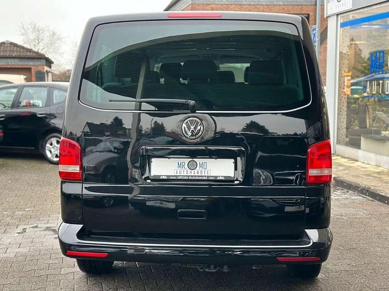 Second-hand VW T5 140 CP (102 kW) 2012 Negru Van