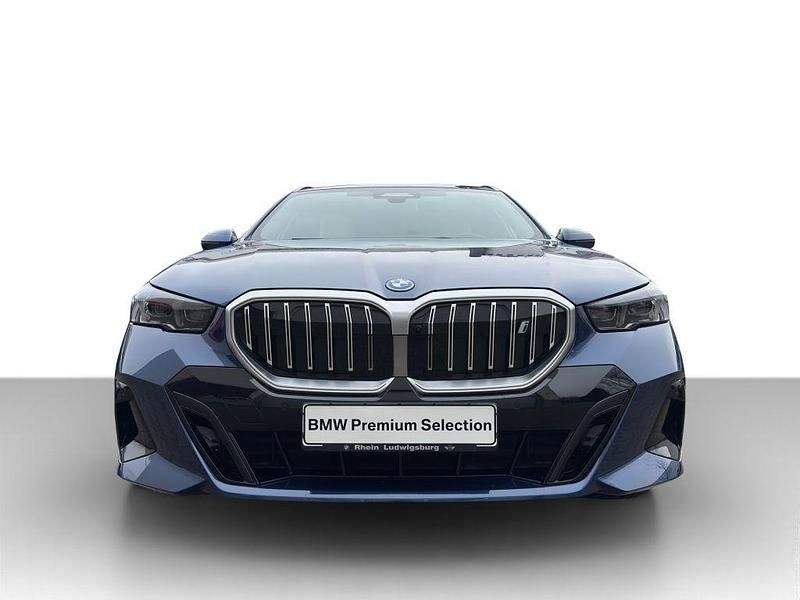 Gebraucht BMW i5 M Sport 250 kW (340 PS) 2024 Blau Kombi