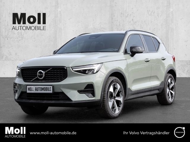 Gebraucht Volvo XC40 Plus 163 PS (119 kW) 2023 Gruen SUV