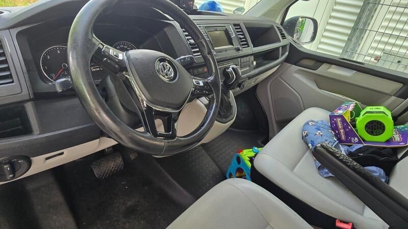 Weiß Gebraucht 2017 VW T6 Van | 10.900 € - Bild 1/4