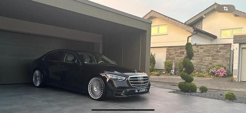 Gebraucht Mercedes S400 330 PS (242 kW) 2022 Schwarz Limousine