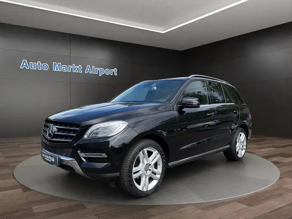 Gebraucht Mercedes ML350 258 PS (189 kW) 2014 Schwarz SUV