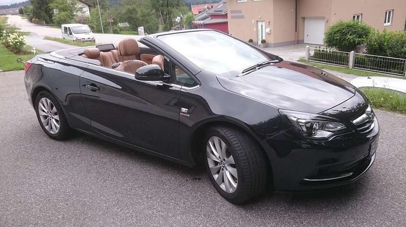 Schwarz Gebraucht 2014 Opel Cascada Innovation Cabrio | 7.500 € (Fairer Preis) - Bild 1/4
