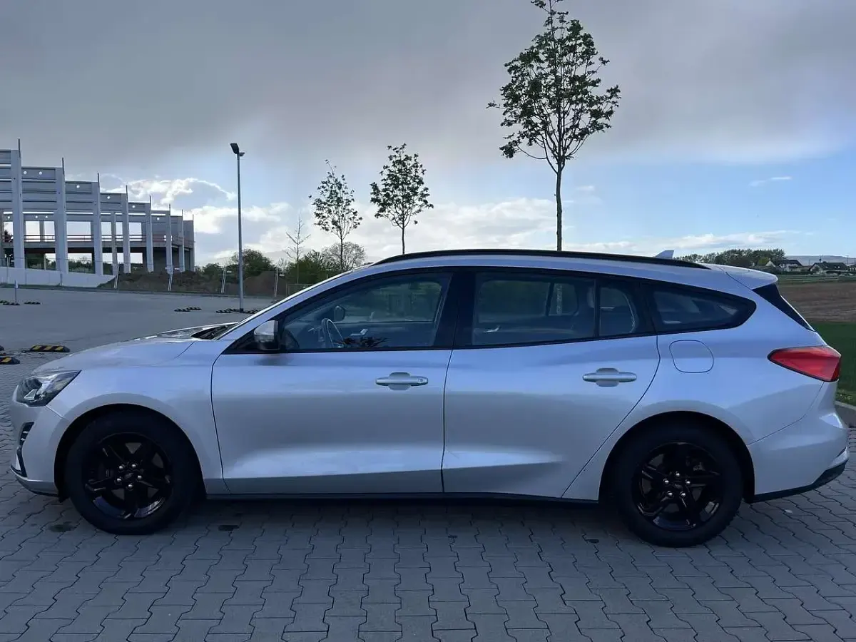 Gebraucht Ford Focus Active 120 PS (88 kW) 2019 Silber Kombi