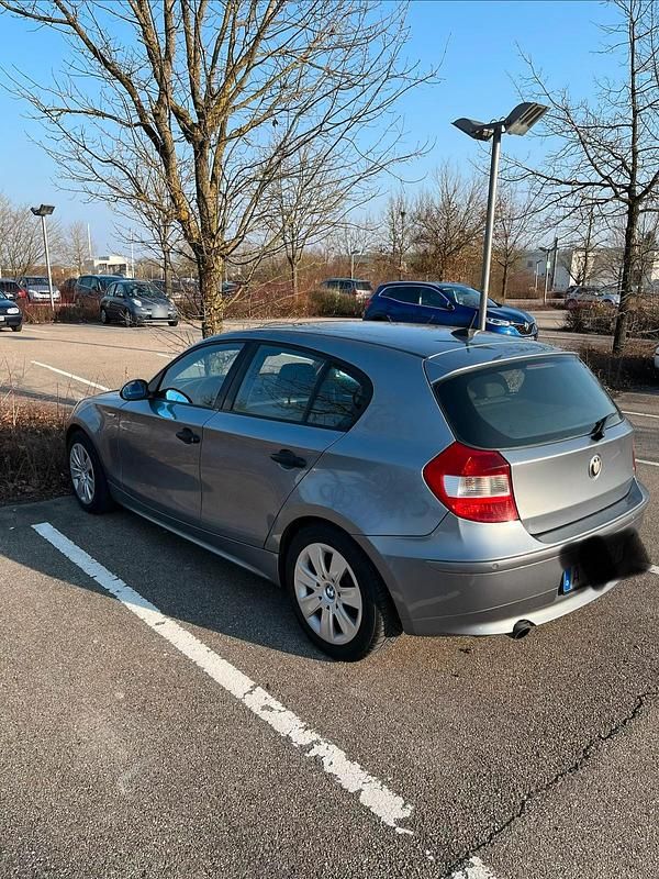 Gebraucht BMW 116 116 PS (85 kW) 2006 Grau Kleinwagen