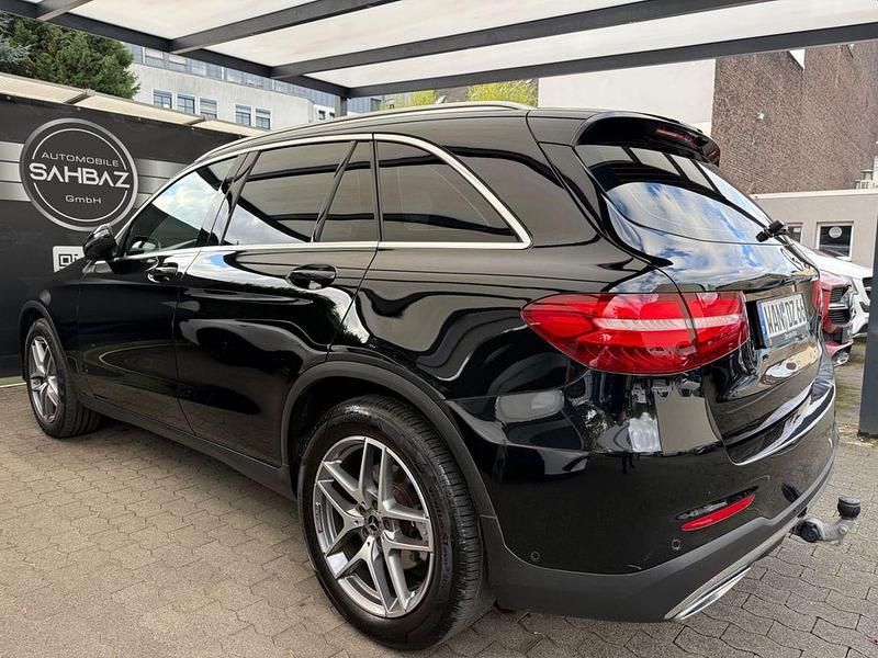 Gebraucht Mercedes GLC250 AMG 204 PS (150 kW) 2018 Schwarz SUV