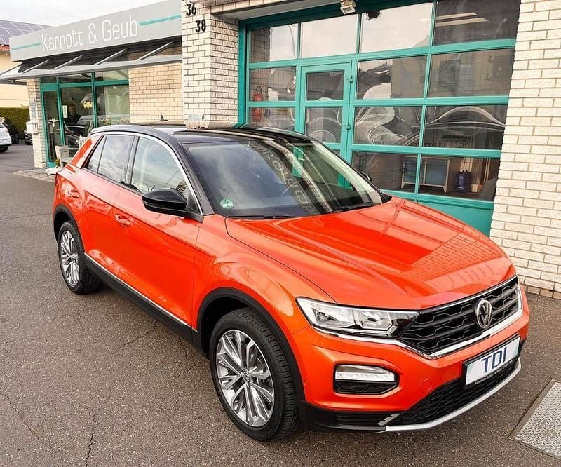 Orange Gebraucht 2020 VW T-Roc United SUV | 20.950 € (Superpreis) - Bild 1/4