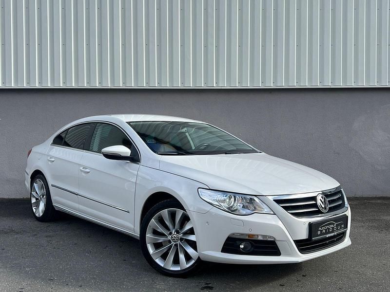 Gebraucht VW Passat 170 PS (125 kW) 2010 Weiß Coupé