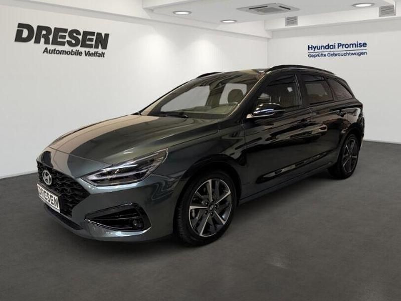 Gruen Gebraucht 2025 Hyundai i30 Advantage Kombi | 24.690 € (Superpreis) - Bild 1/4