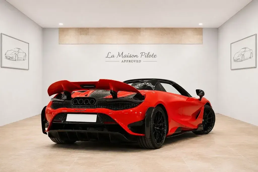 Gebraucht McLaren 765LT 765 PS (562 kW) 2023 Rot Cabrio