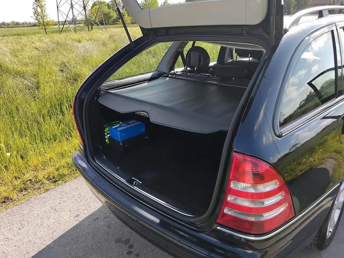 Gebraucht Mercedes C180 143 PS (105 kW) 2005 Schwarz Kombi
