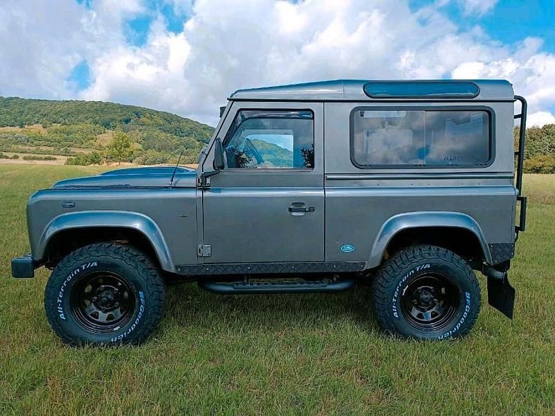 Gebraucht Land Rover Defender 122 PS (89 kW) 2009 Grau Kombi