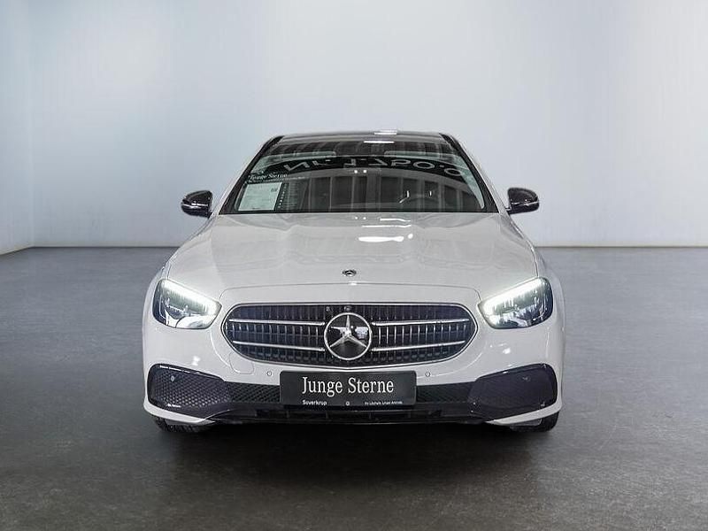 Gebraucht Mercedes E220 Avantgarde 2024 Andere