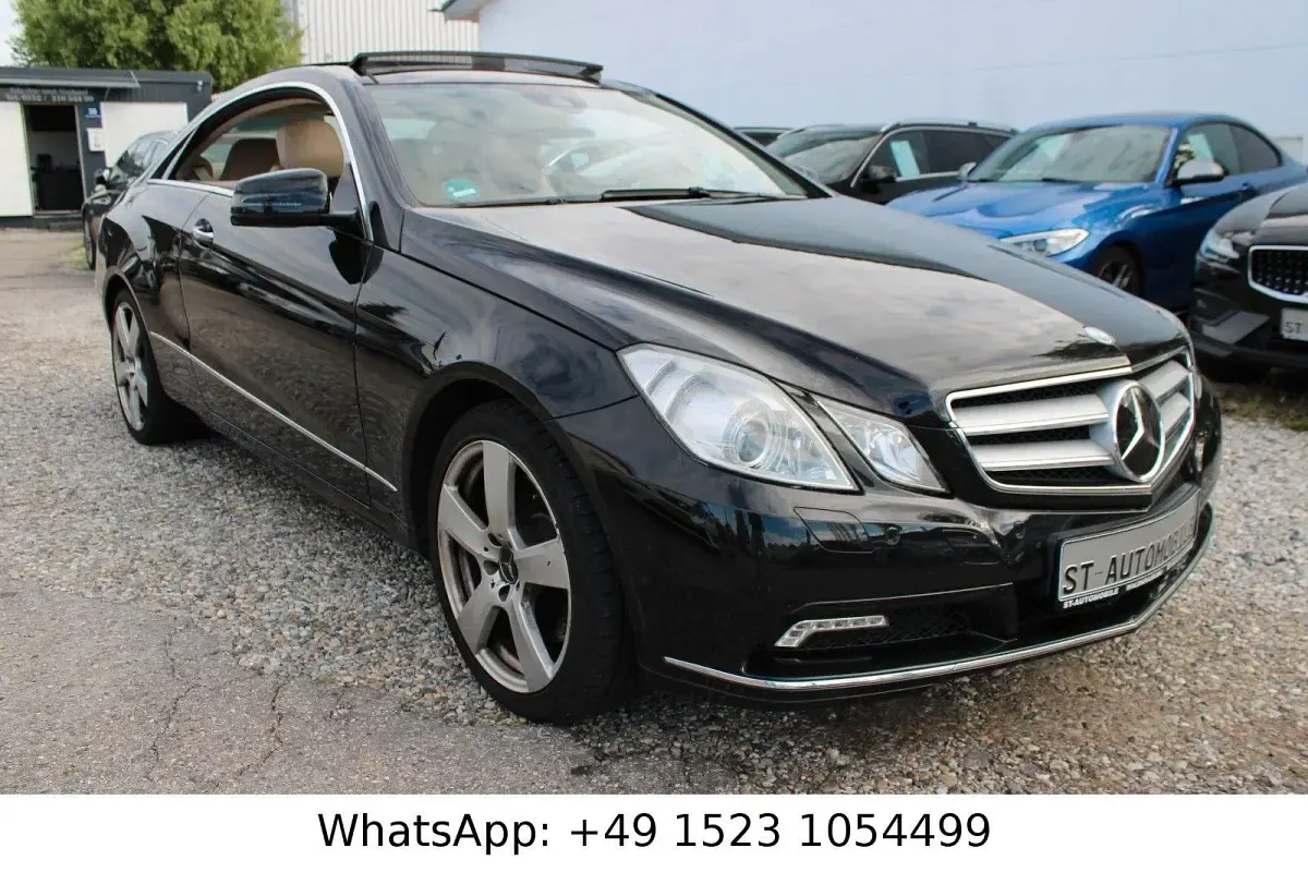 Gebraucht Mercedes E500 387 PS (284 kW) 2010 Schwarz Coupé