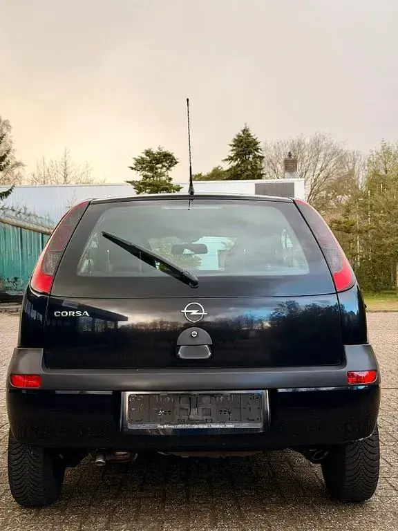 Usata Opel Corsa Eco 58 CV (42 kW) 2003 Nero Utilitaria