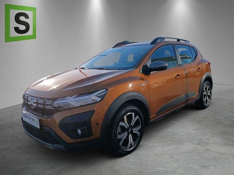 Gebraucht Dacia Sandero Expression 110 PS (80 kW) 2023 Orange Kleinwagen