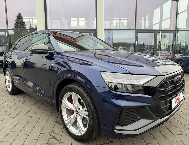 Gebraucht Audi Q8 Competition 286 PS (210 kW) 2022 Navarrablau SUV