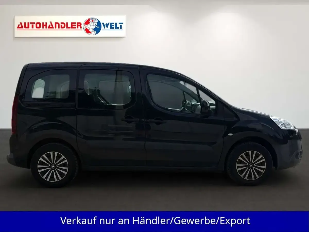 Gebraucht Peugeot Partner 98 PS (72 kW) 2012 Schwarz Van / Kleinbus