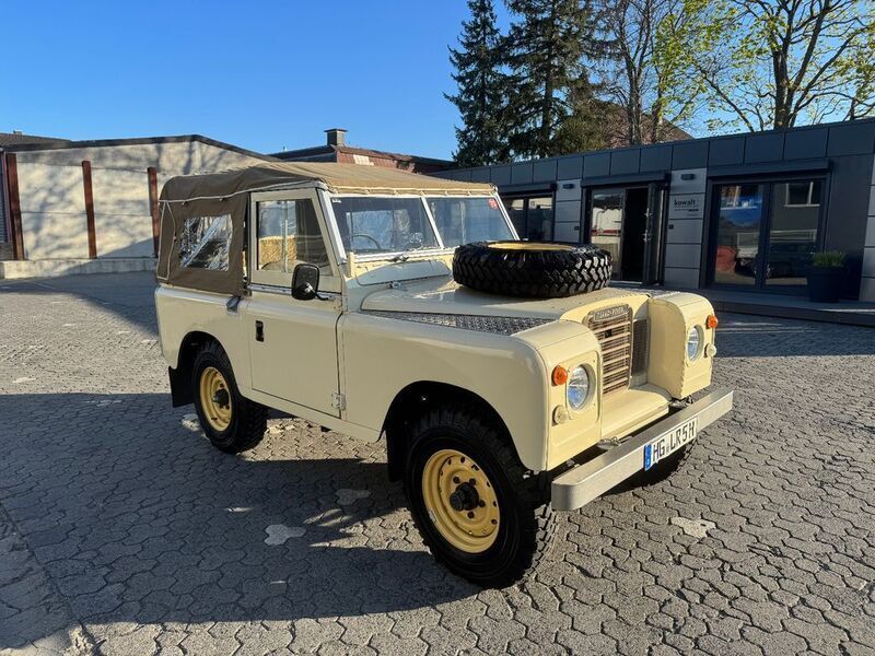 Gebraucht 1974 Land Rover 88 Cabrio | 25.990 € - Bild 1/4