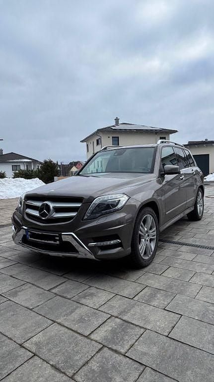 Gebraucht Mercedes GLK250 204 PS (150 kW) 2012 Grau SUV