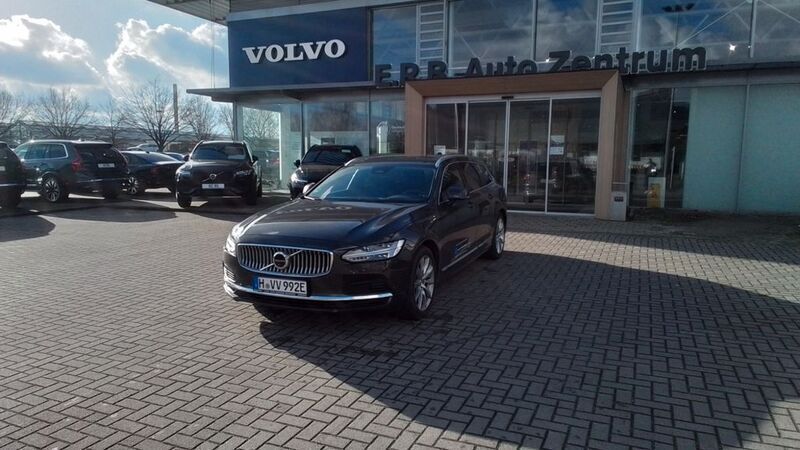 Grau Gebraucht 2024 Volvo V90 Kombi | 54.900 € (Fairer Preis) - Bild 1/4