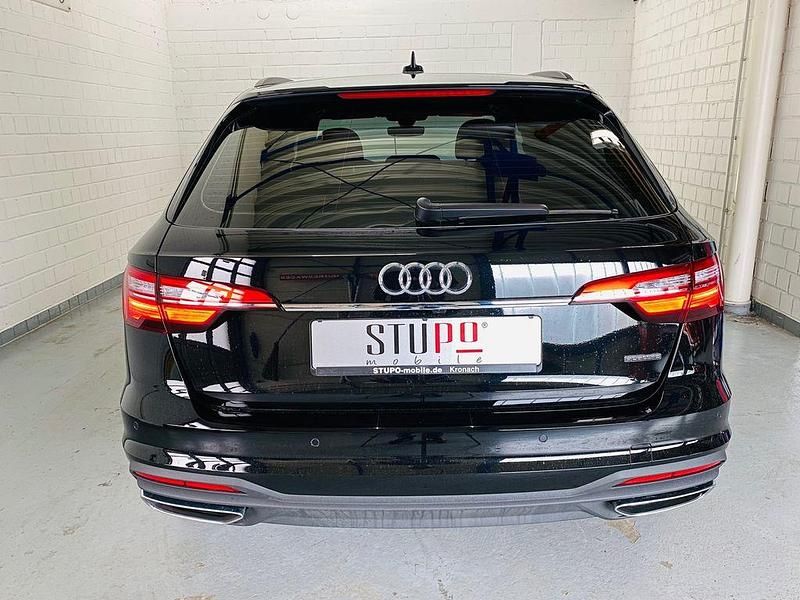 Gebraucht Audi A4 204 PS (150 kW) 2021 Mythosschwarz metallic Kombi