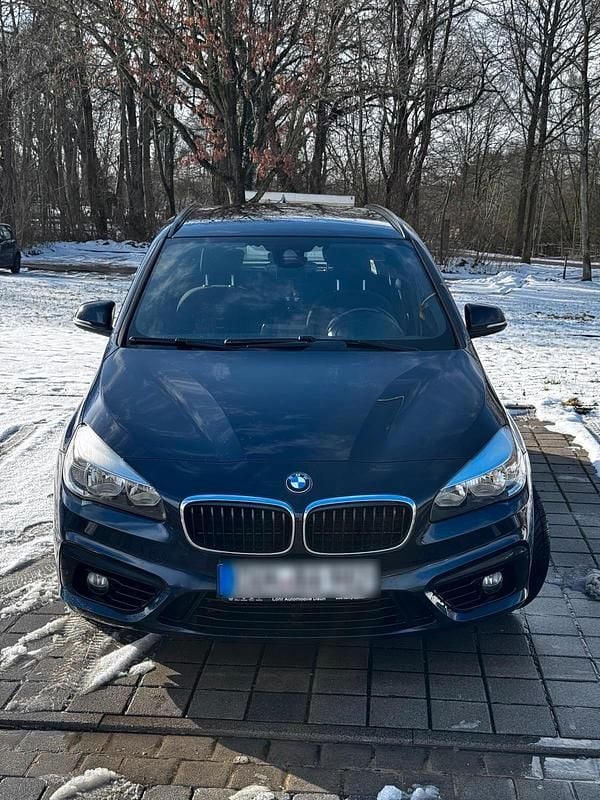 Gebraucht BMW 218 Sport Line 136 PS (100 kW) 2014 Blau Kombi