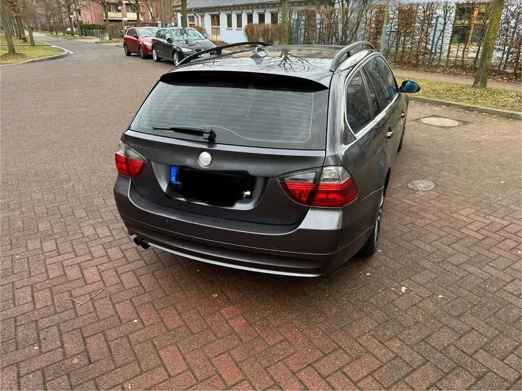 Second-hand BMW 325 197 CP (144 kW) 2006 Gri Break