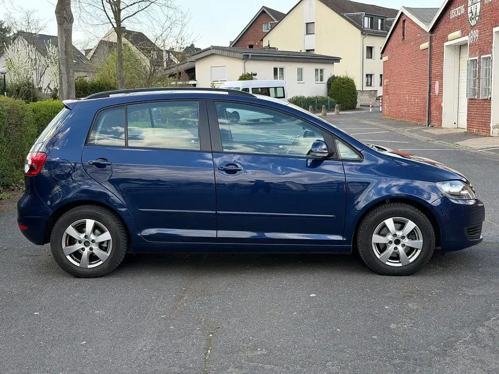 Używany VW Golf 80 KM (58 kW) 2009 Niebieski Minivan