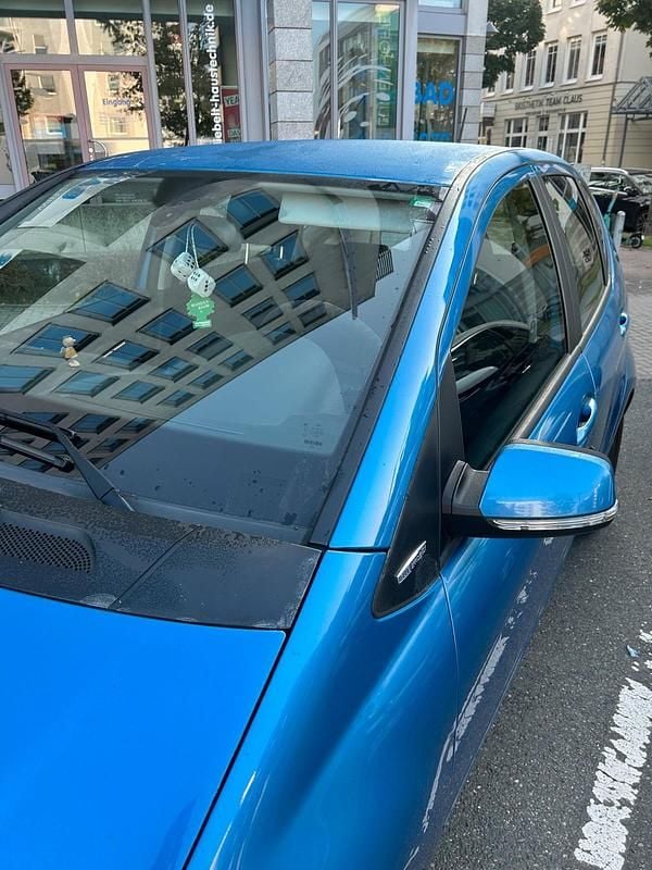 Blau Gebraucht 2009 Mercedes A170 Limousine | 6.500 € (Fairer Preis) - Bild 1/4