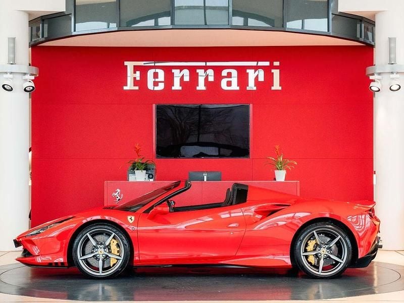 Gebraucht Ferrari F8 721 PS (530 kW) 2022 Rosso corsa Cabrio