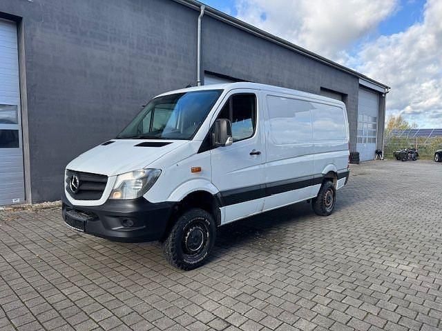 Arktikweiss Gebraucht 2016 Mercedes 316 Van | 22.999 € (Etwas zu teuer) - Bild 1/4