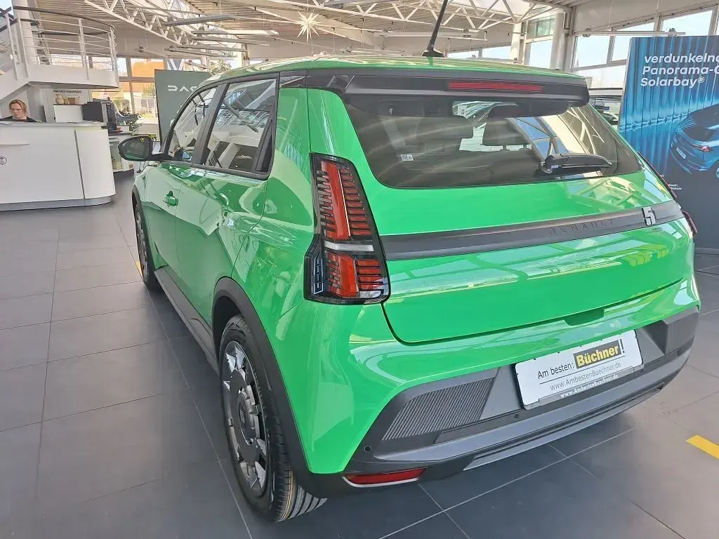 Usata Renault 5 E-Tech Evolution 89 kW (122 CV) 2025 Verde Berlina